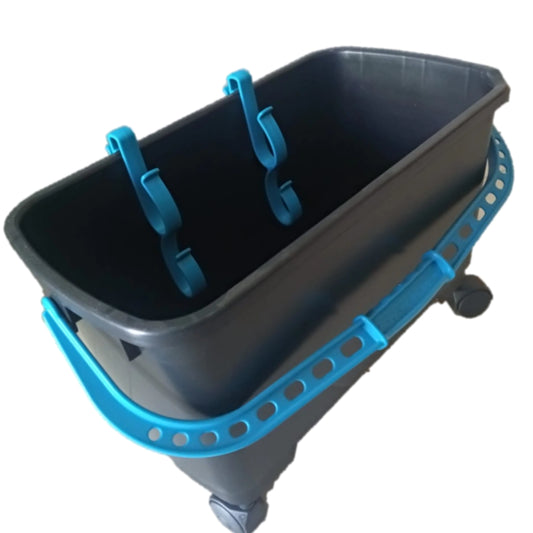 BUCKET 22L BLACK WITH ACESSORIES | Balde Preto 22L com acessórios